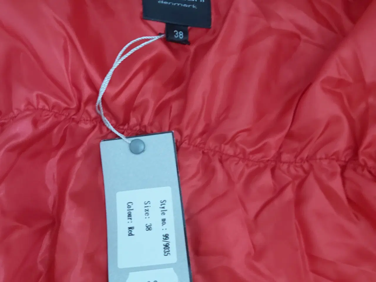 Billede 8 - Super fed vest ultra let og lækker