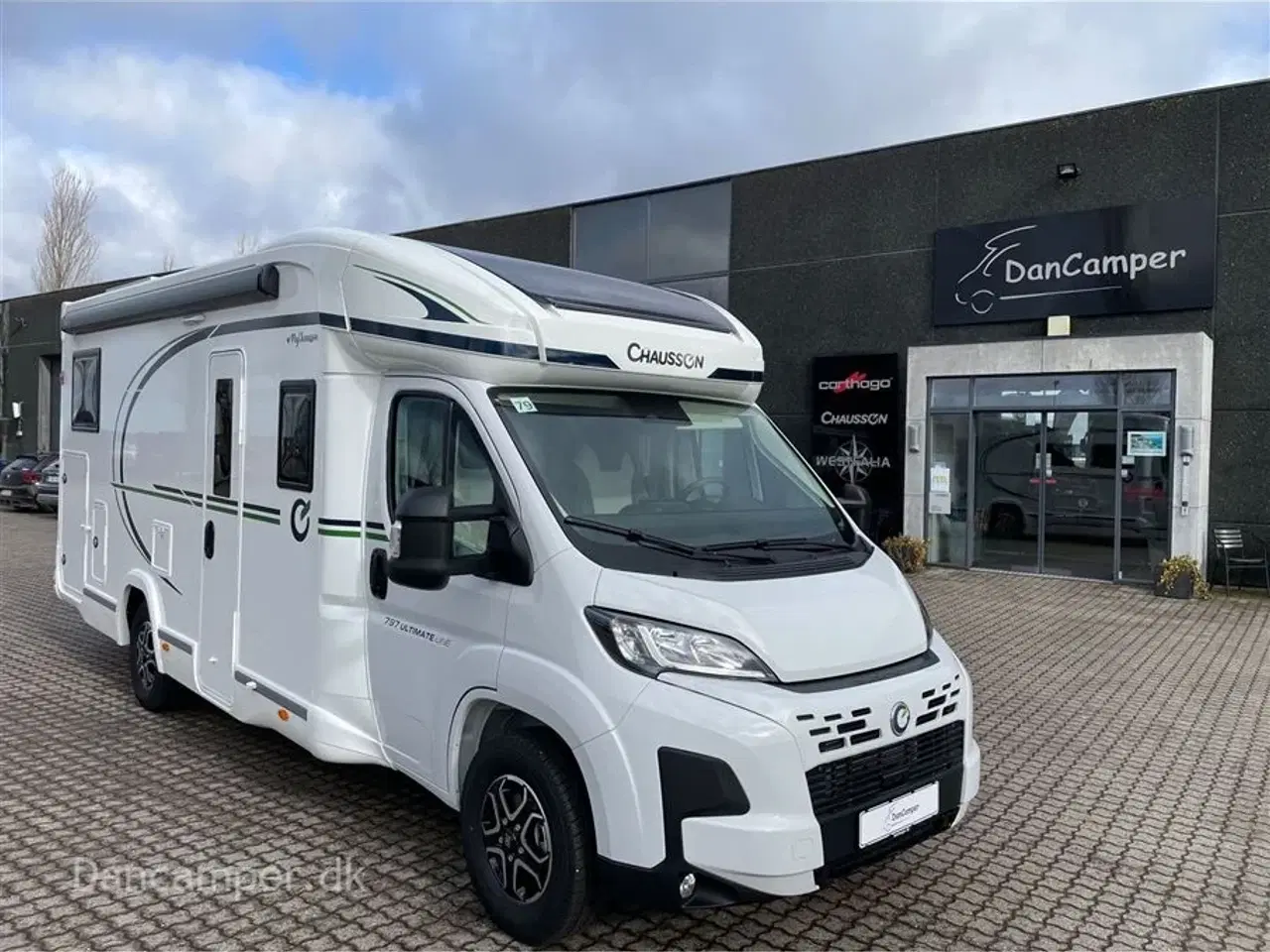 Billede 1 - 2026 - Chausson 797 Ultimate Line   Chausson 797 Ultimate Line, 140 HK, 8-trins automatgearkasse, solcelle. sænkeseng, alu.fælge og adaptiv fartpilot