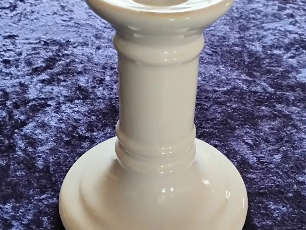 Billede 1 - Tidsløs hvid vintage lysestage fra Loucarte -11 cm