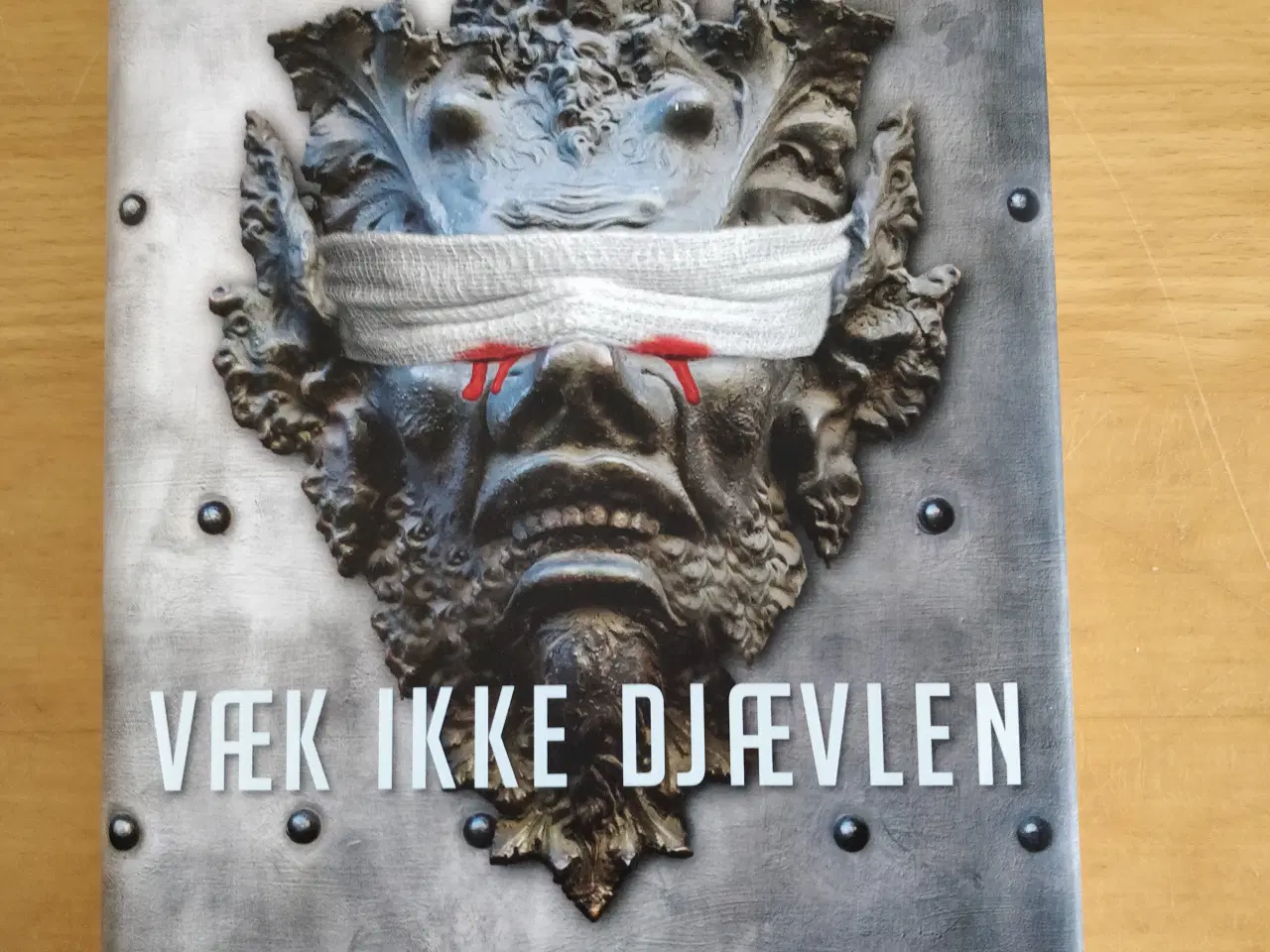 Billede 1 - Væk ikke djævlen, John Verdon