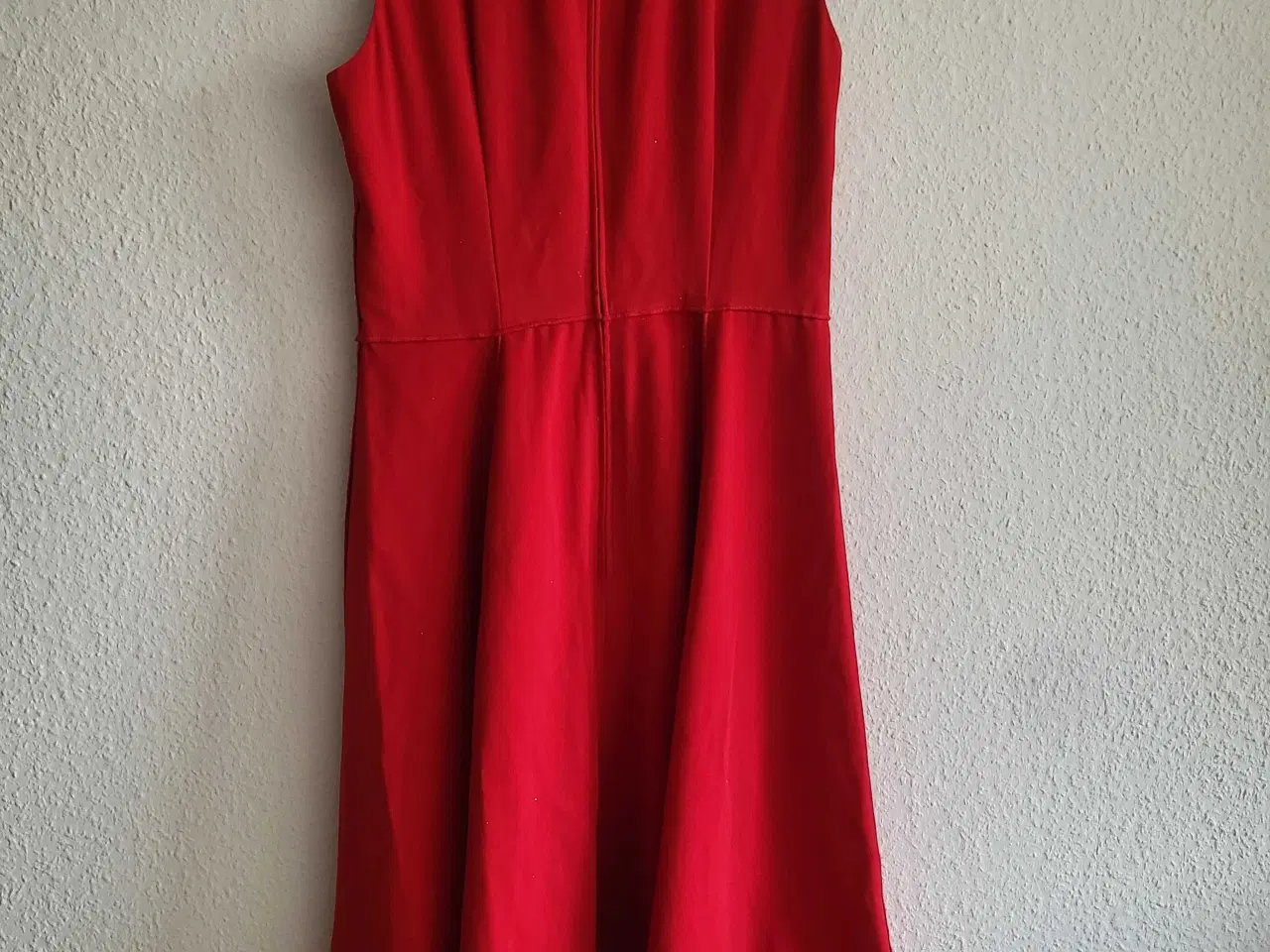Billede 3 - Rød kjole 