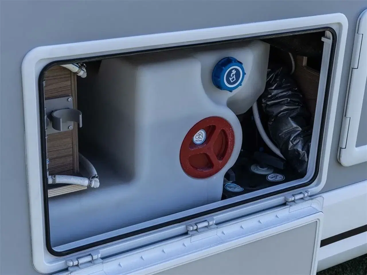 Billede 13 - 2023 - Knaus Vansation 640 MAN VAN TI MEG   Bedst kørende autocamper.