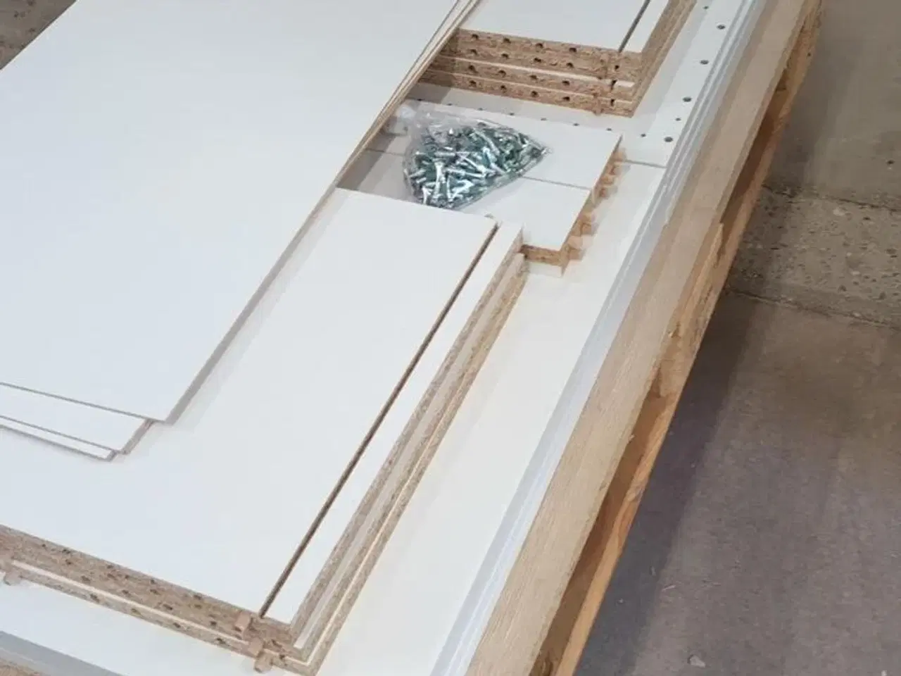 Billede 6 - 4 stk. usamlet underskabe H: 70,4 x B: 40 x D: 58,1.