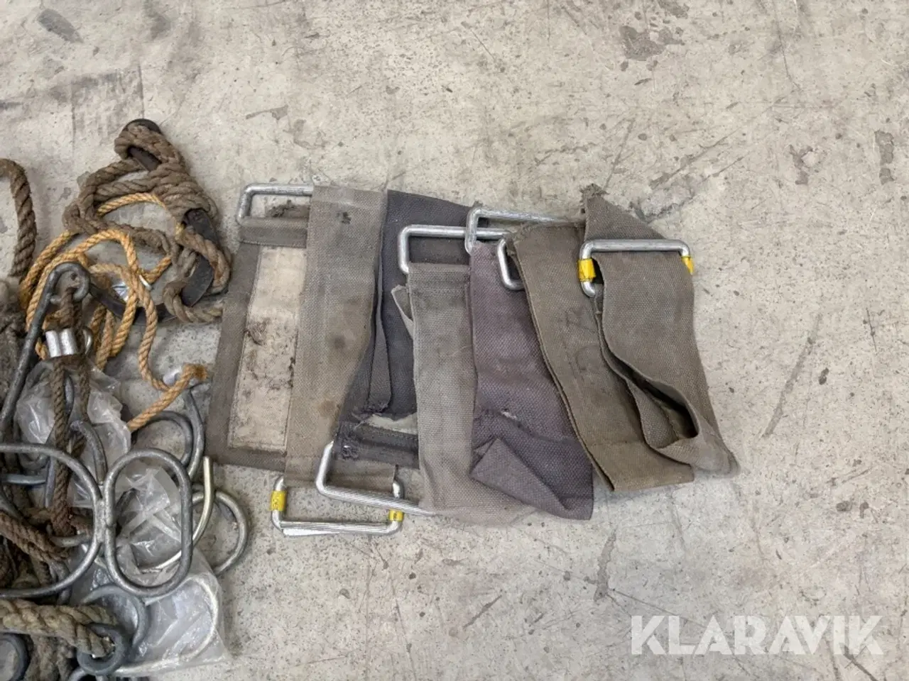 Billede 3 - Slangekroge og slangebind samlet lot