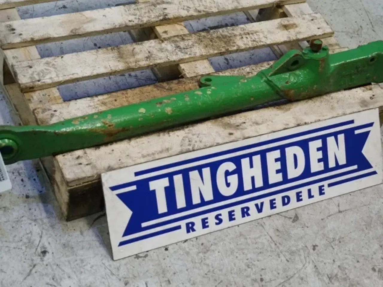 Billede 2 - John Deere 4040 R.H. Liftarm AR80666