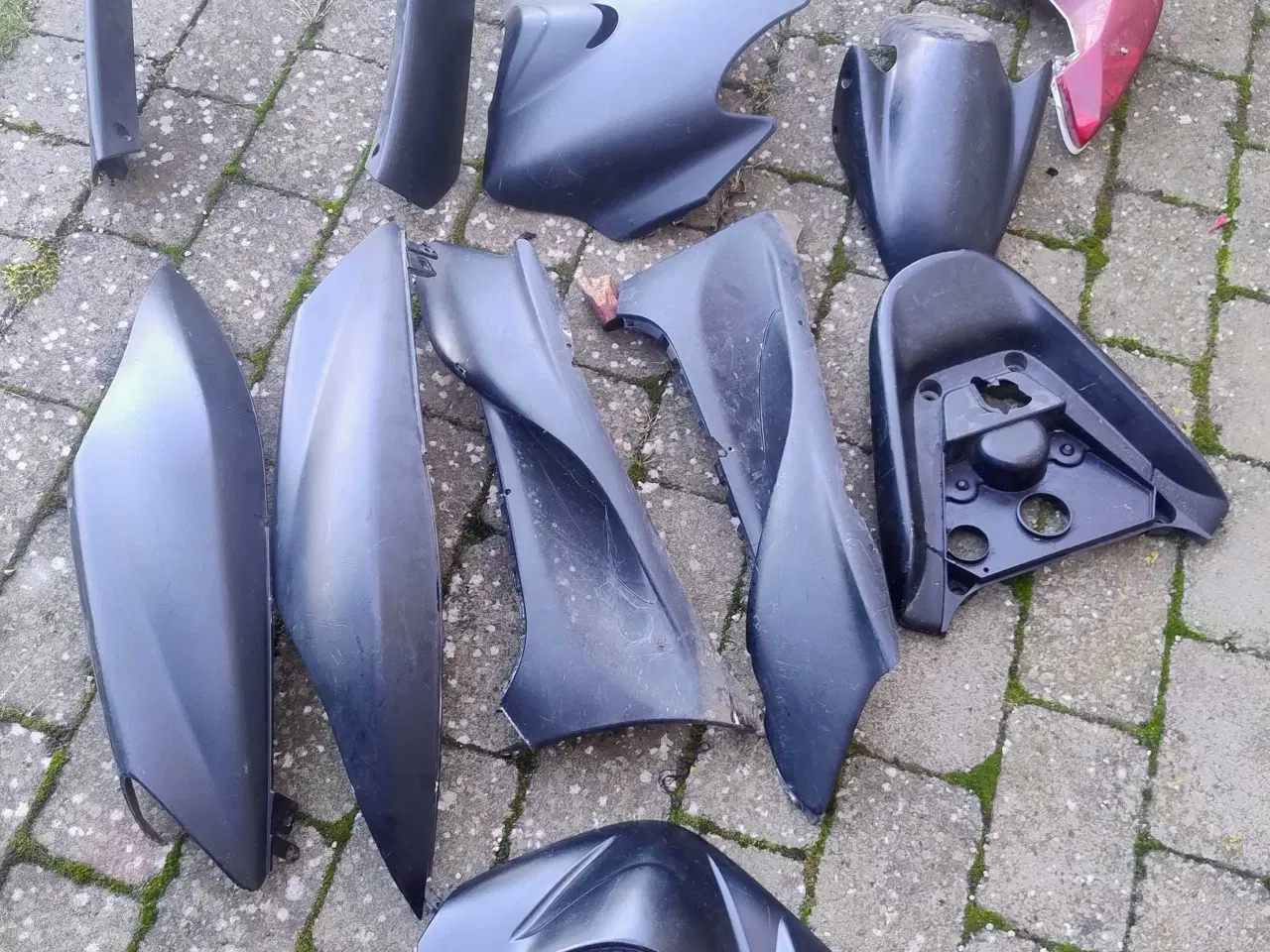 Billede 1 - Yamaha jog R skjolde og baglygte 