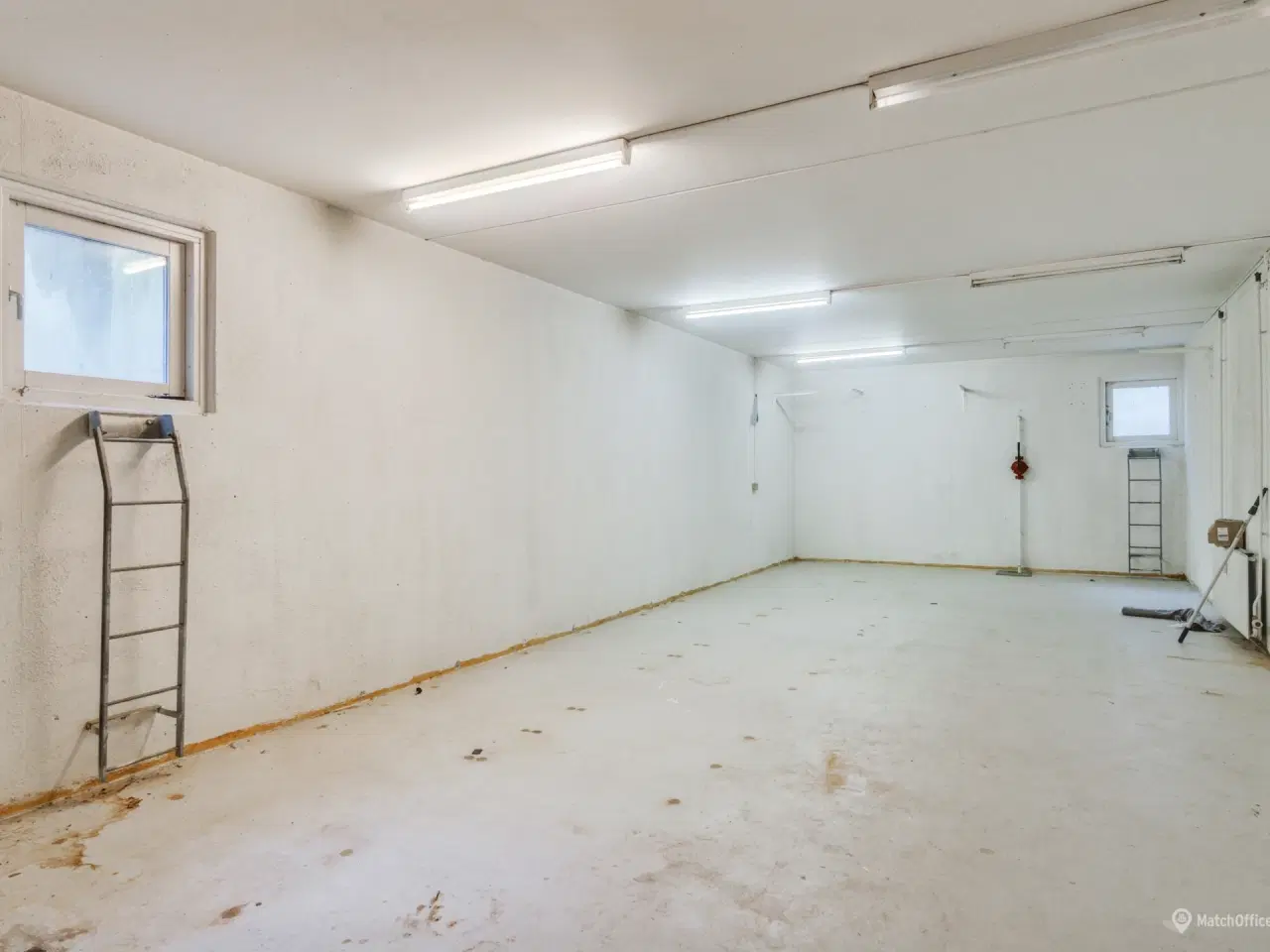 Billede 2 - Lagerlokale på 65 m² i Kastrup – mulighed for kombination med kontor