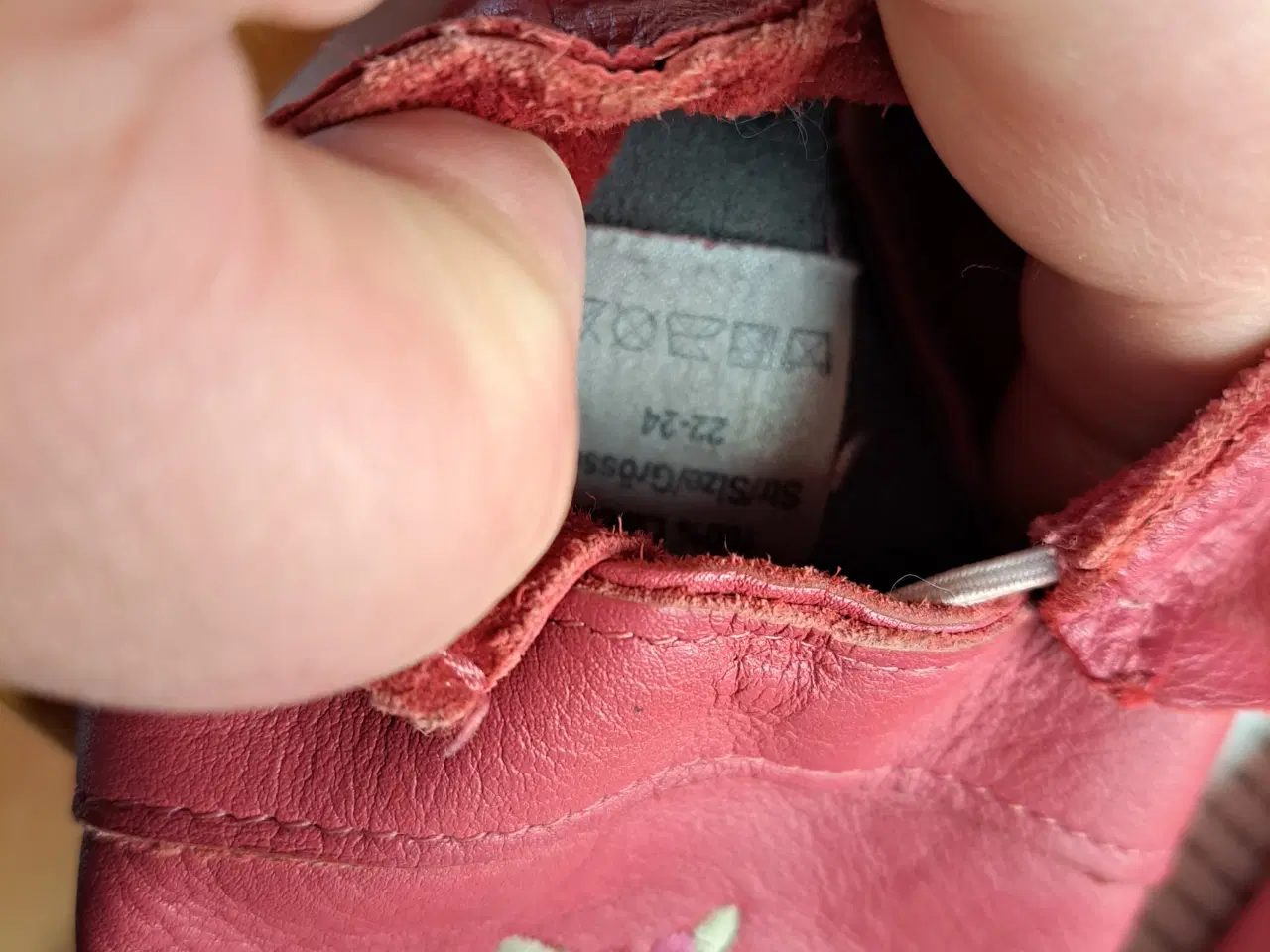 Billede 2 - Hjemmesko str 22-24 de er brugt