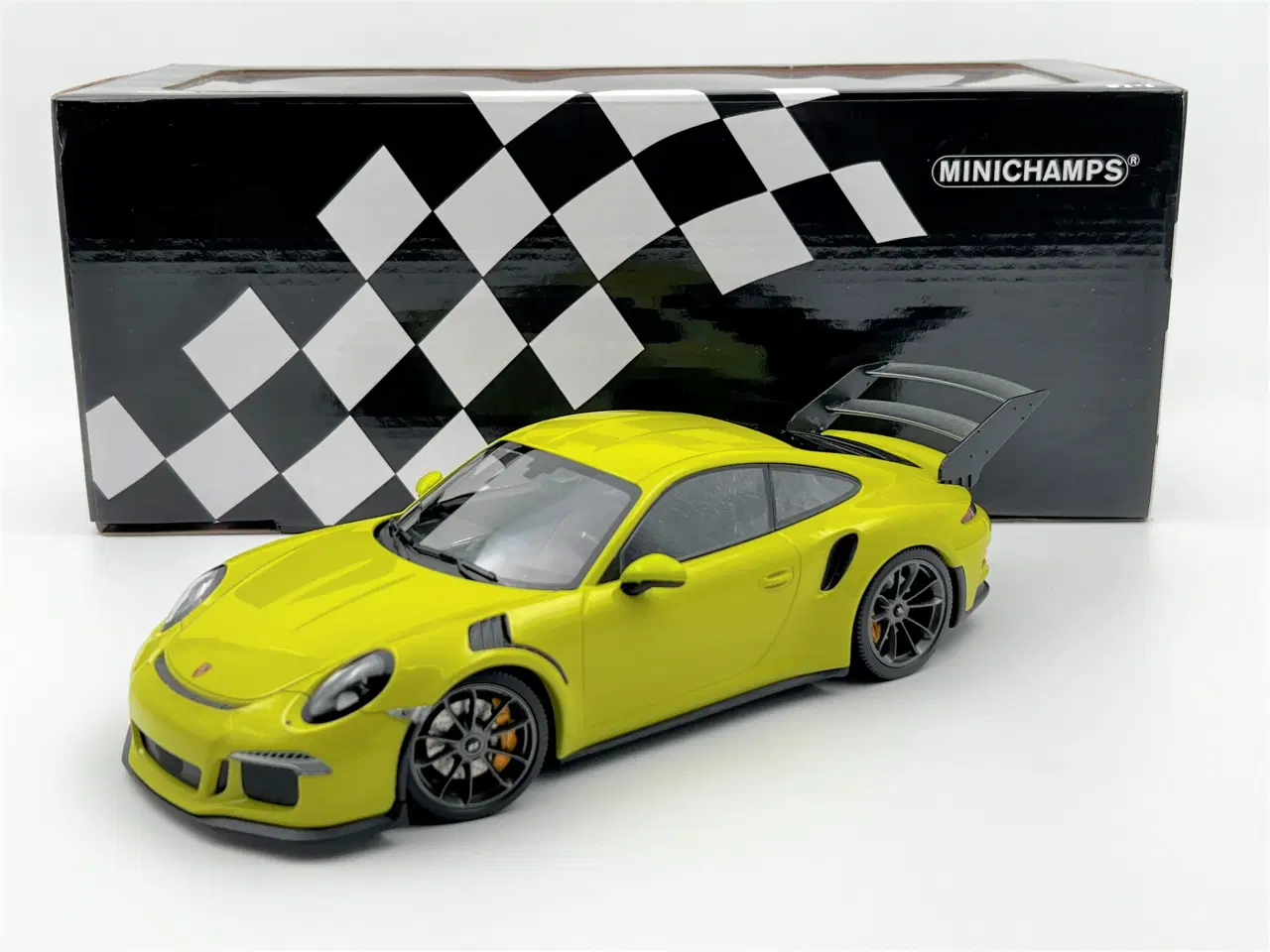 Billede 1 - 2015 Porsche 911 / 991 GT3 RS "RWB" - 1:18