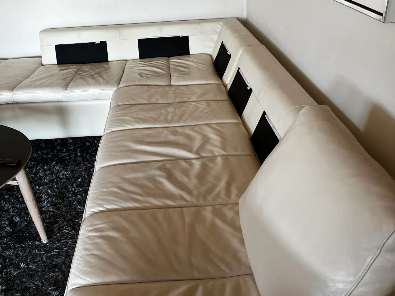 Billede 1 - Lædersofa lys med chacelon 