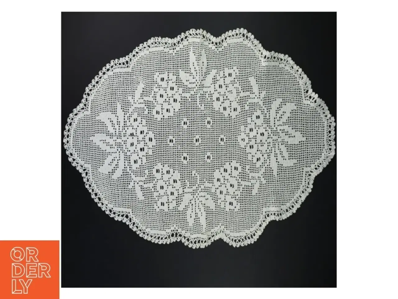 Billede 3 - Hæklede lyseduge (str. Ø. 45 cm. ø. 45 cm. 60 x 35 cm)