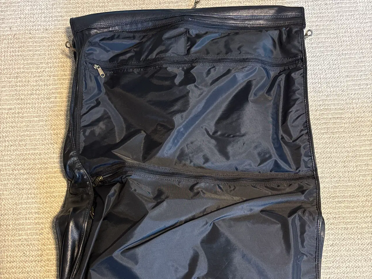 Billede 3 - Rejsetaske sælges