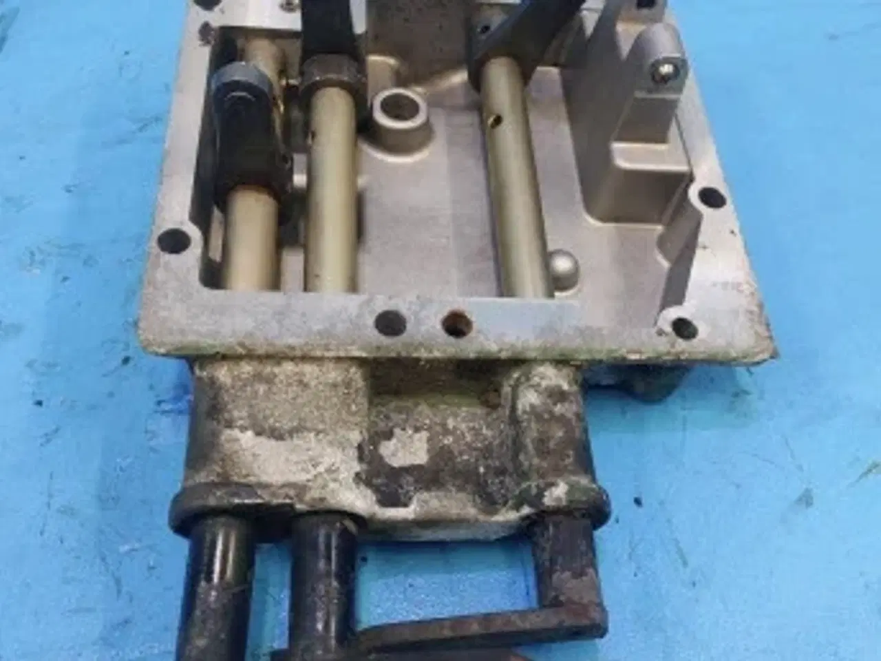 Billede 6 - John Deere 6200 Transmissionsdæksel L76182