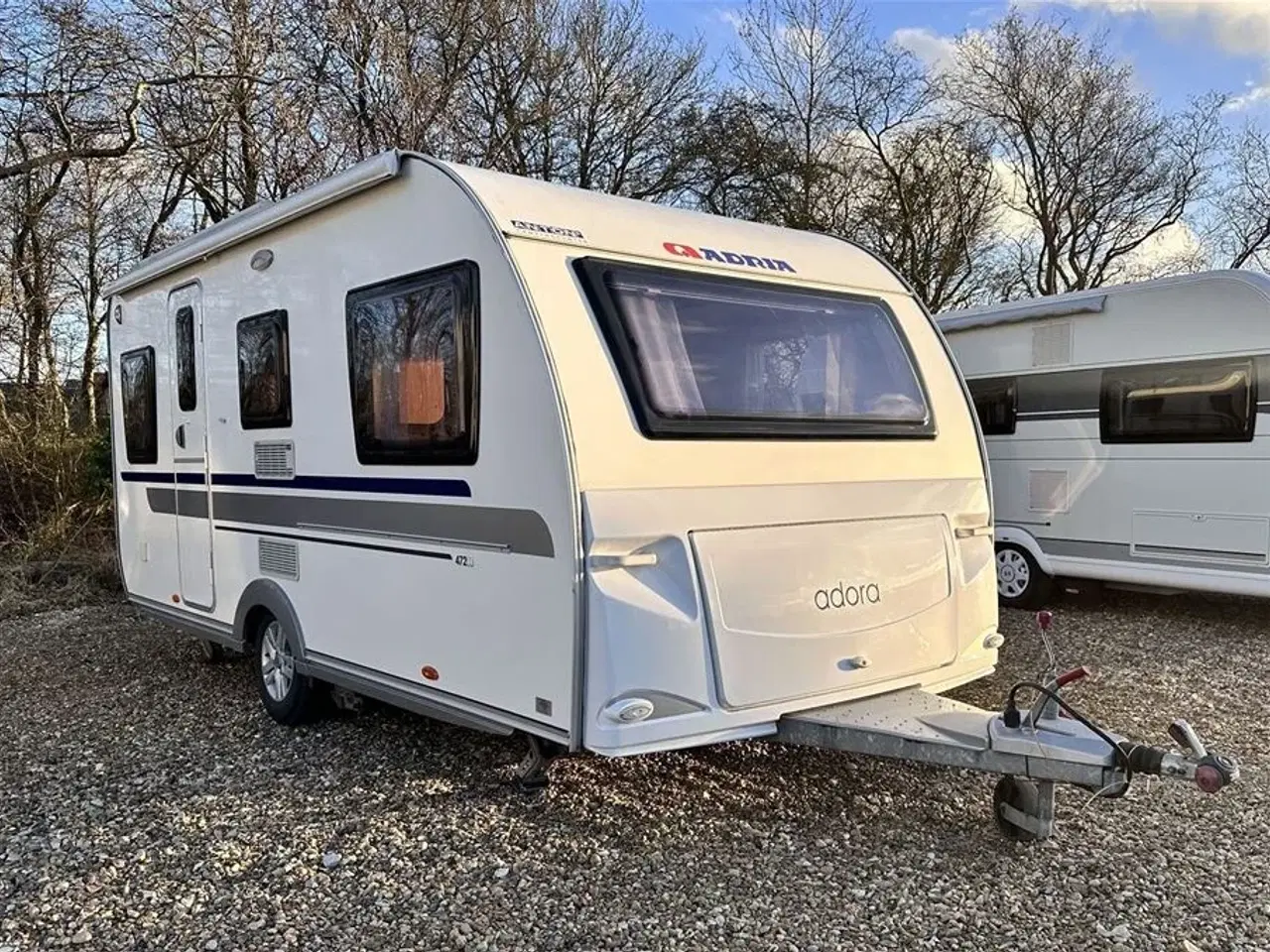 Billede 1 - 2011 - Adria Adora 472 LU   Meget let enkeltsengs vogn