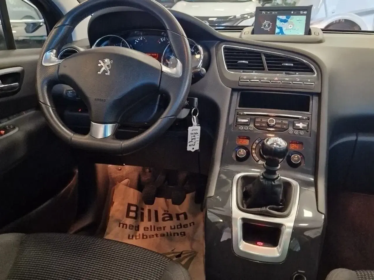 Billede 19 - Peugeot 5008 1,6 BlueHDi 120 Allure 7prs
