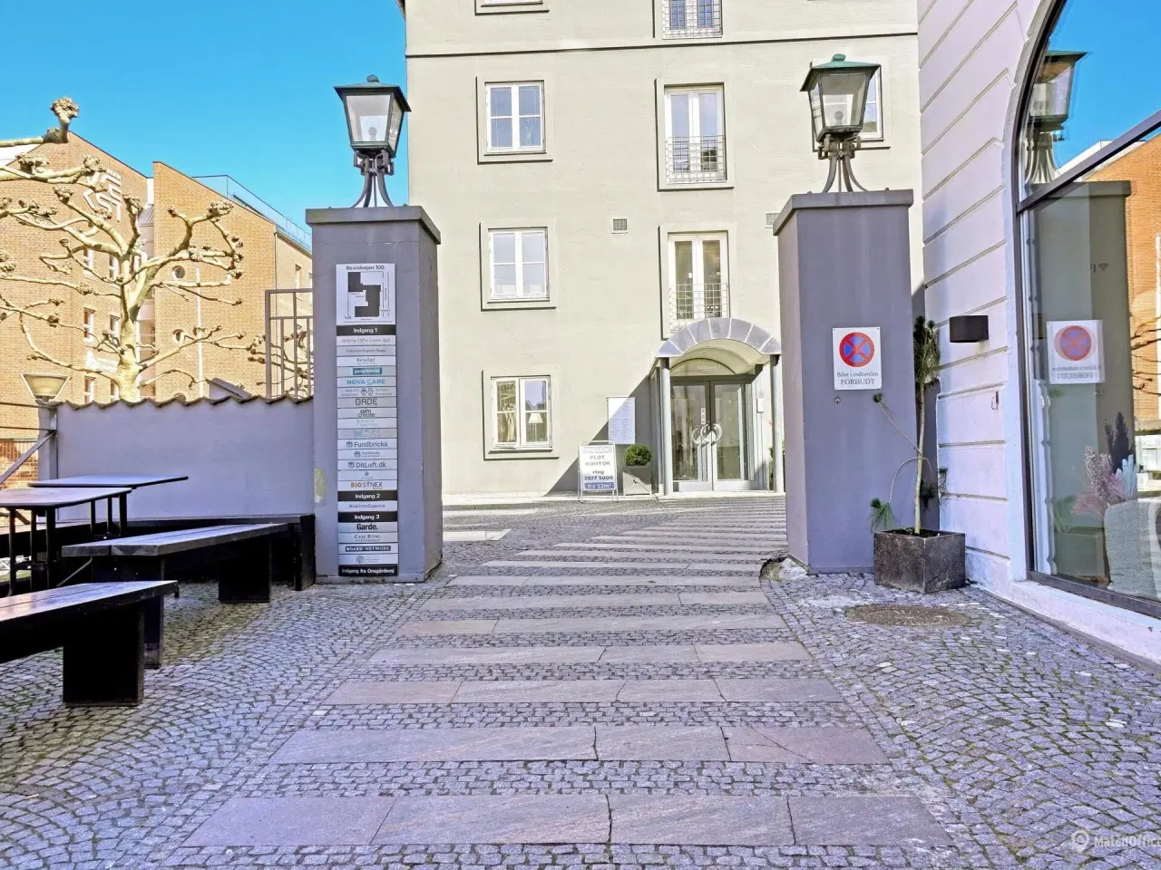 Billede 4 - Kontor i Hellerups smørhul med store glaspartier og kig til Øresund