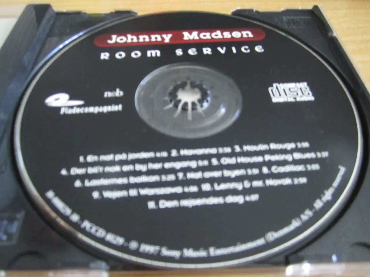 Billede 2 - JOHNNY MADSEN. 1997. ROOM SERVICE.