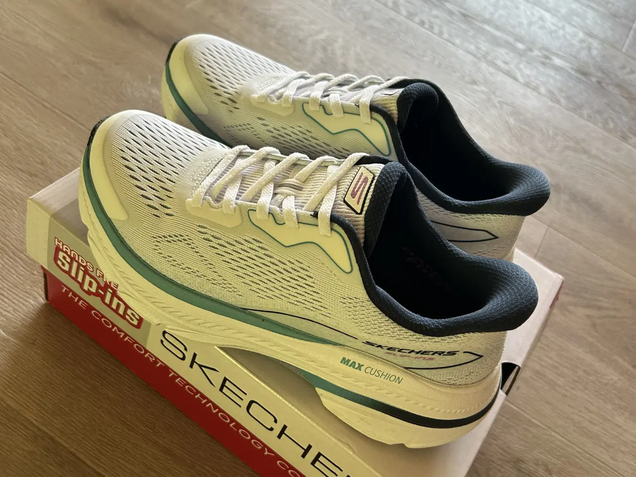Billede 1 - Skechers Slip-ins 
