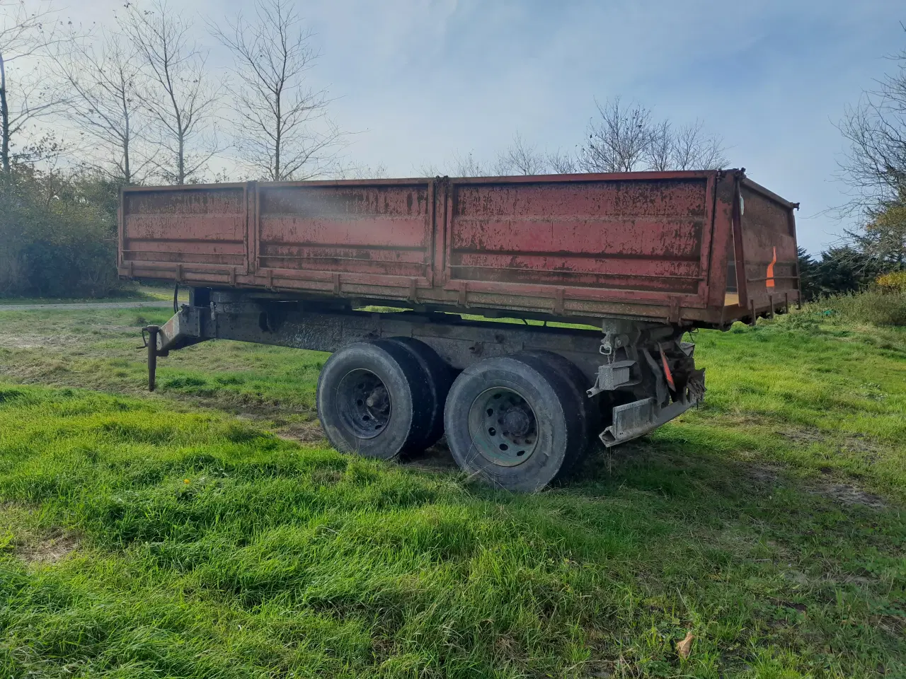 Billede 2 - Volvo lastbiltipvogn med jernsider