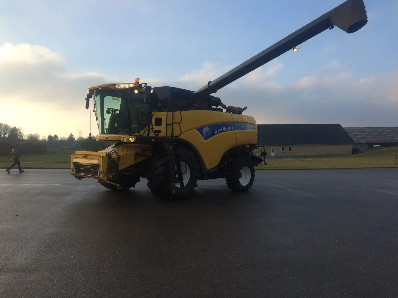 Billede 2 - Mejetærsker NH CX 880