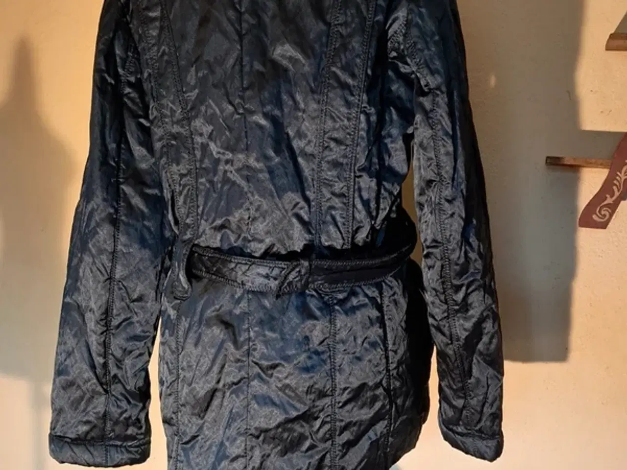 Billede 3 - Pardon str. 36 jakke