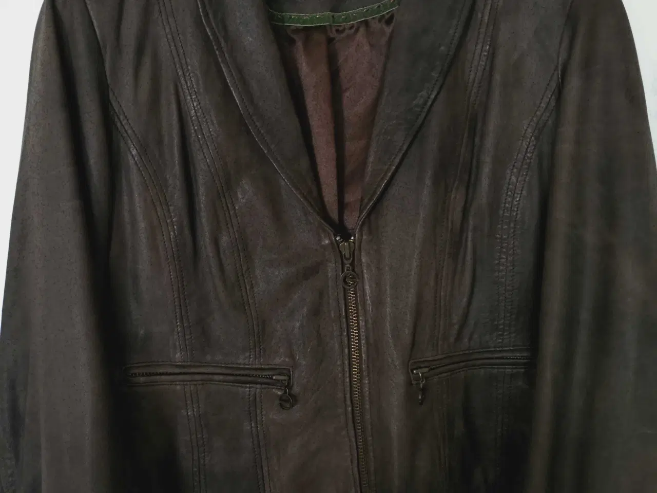 Billede 1 - Skindjakke "Elton" str 42 m brun