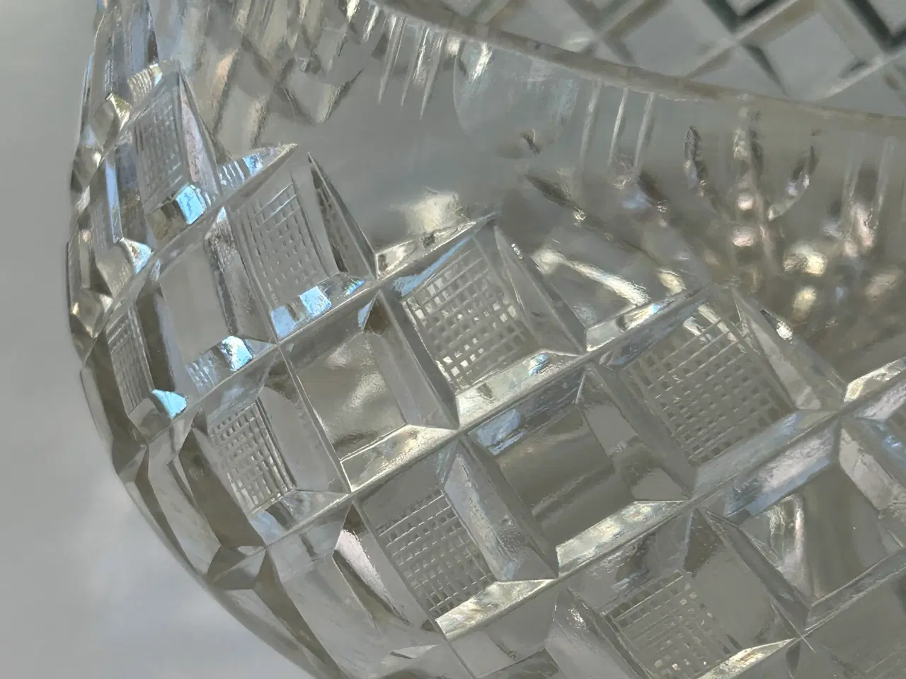 Billede 7 - Elegant slebet krystalskål – 22 cm i diameter