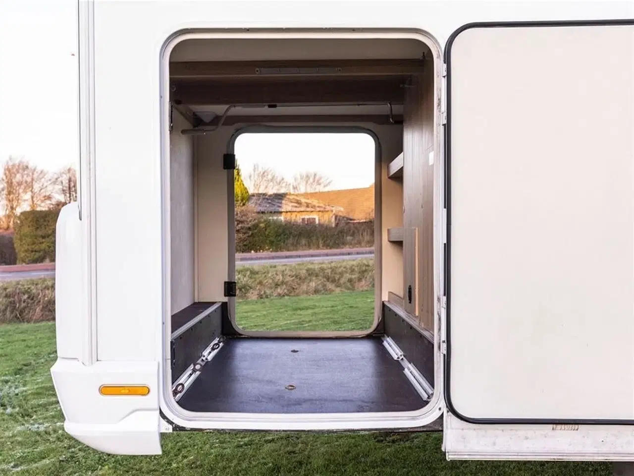 Billede 32 - 2017 - Knaus Sky TI 650 MEG Platinum Selection Automatgear og langsgående senge