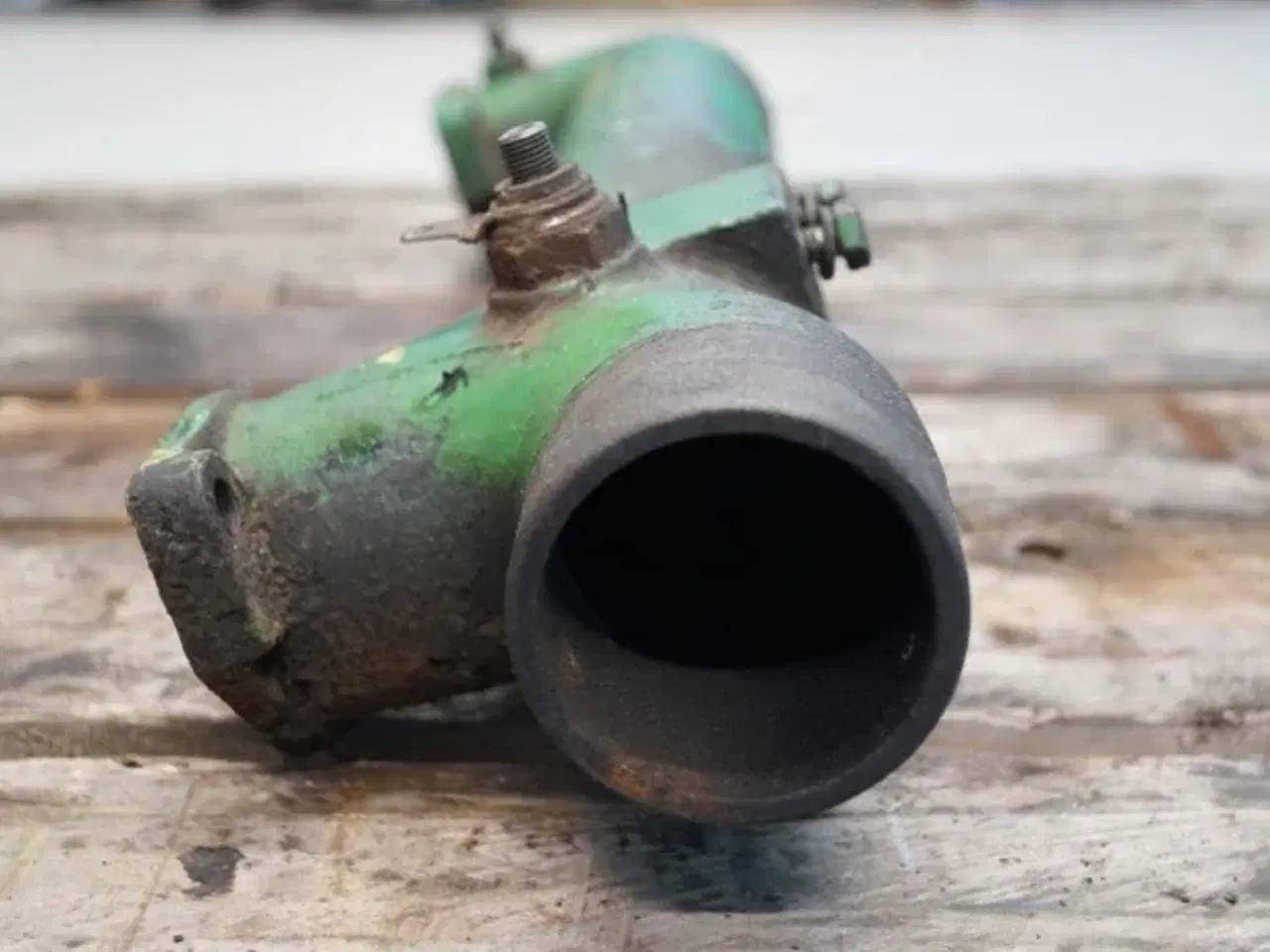 Billede 10 - John Deere 3140 Indsugningsmanifold R65851