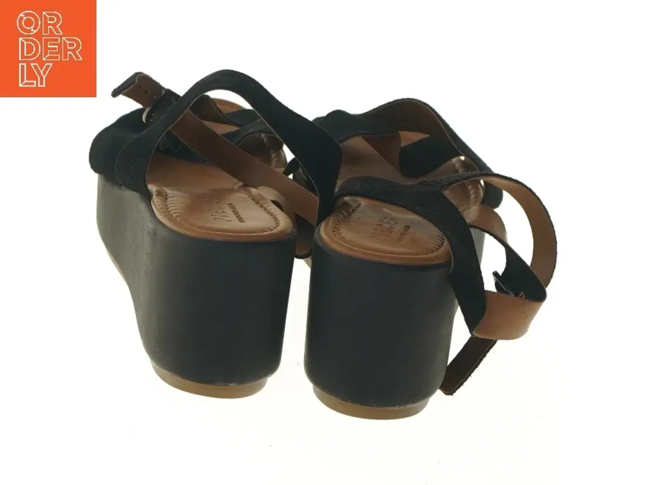 Billede 5 - Sort sandaler med plateau fra Pieces (str. 41 )
