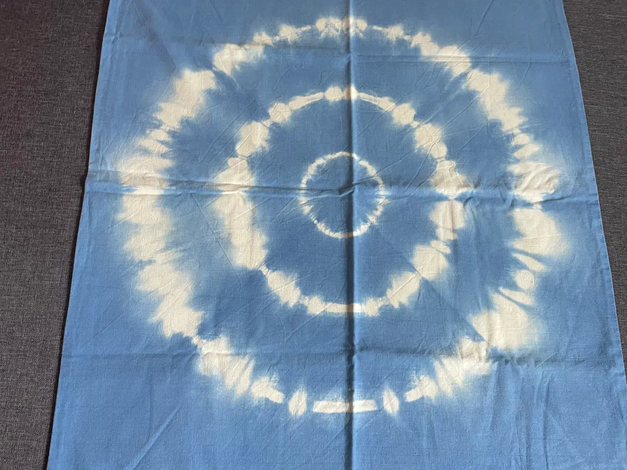 Billede 1 - Pudebetræk - Batik 