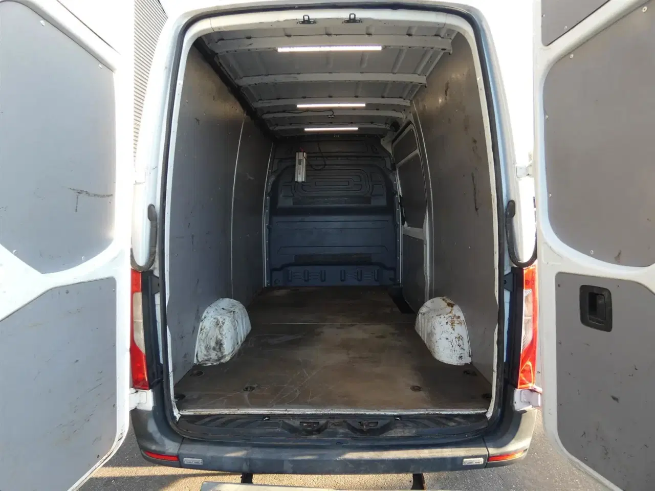 Billede 8 - Mercedes-Benz Sprinter 316 2,1 CDI A2 H2 RWD 163HK Van 6g