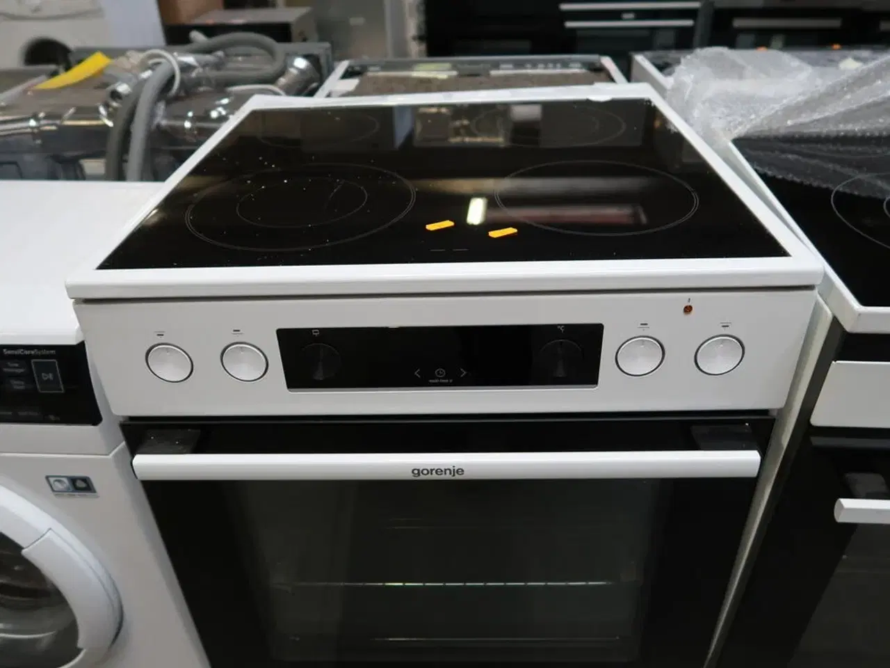 Billede 2 - Keramiskkomfur GORENJE GEC6D60WPB