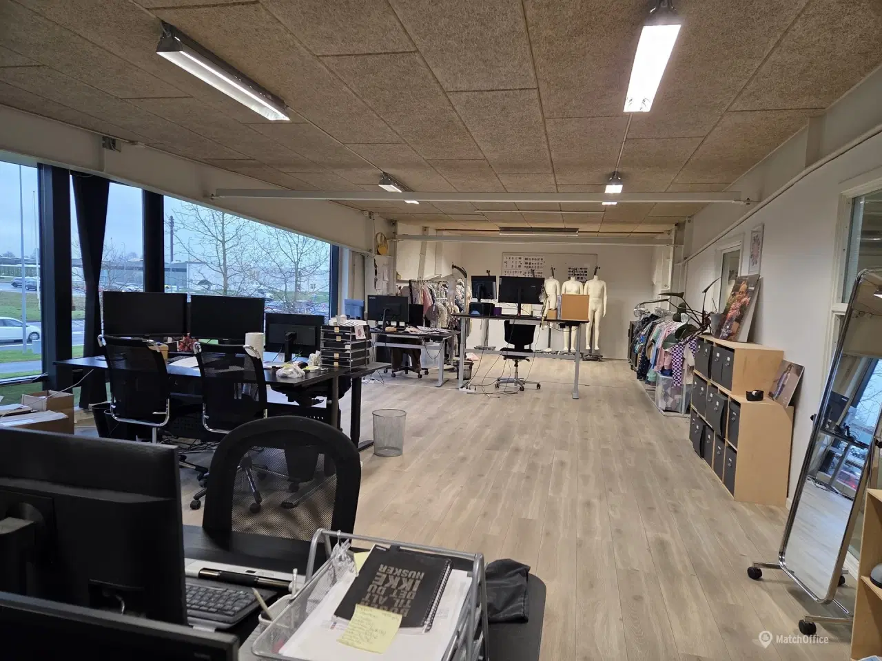 Billede 6 - Lager med kontor udlejes