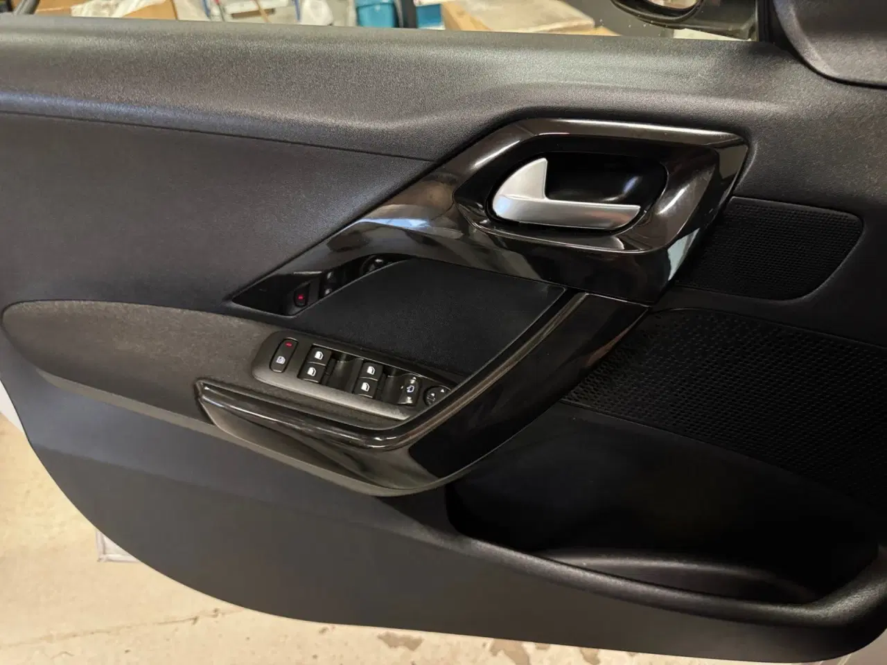 Billede 13 - Peugeot 208 1,6 BlueHDi 100 Allure Sky