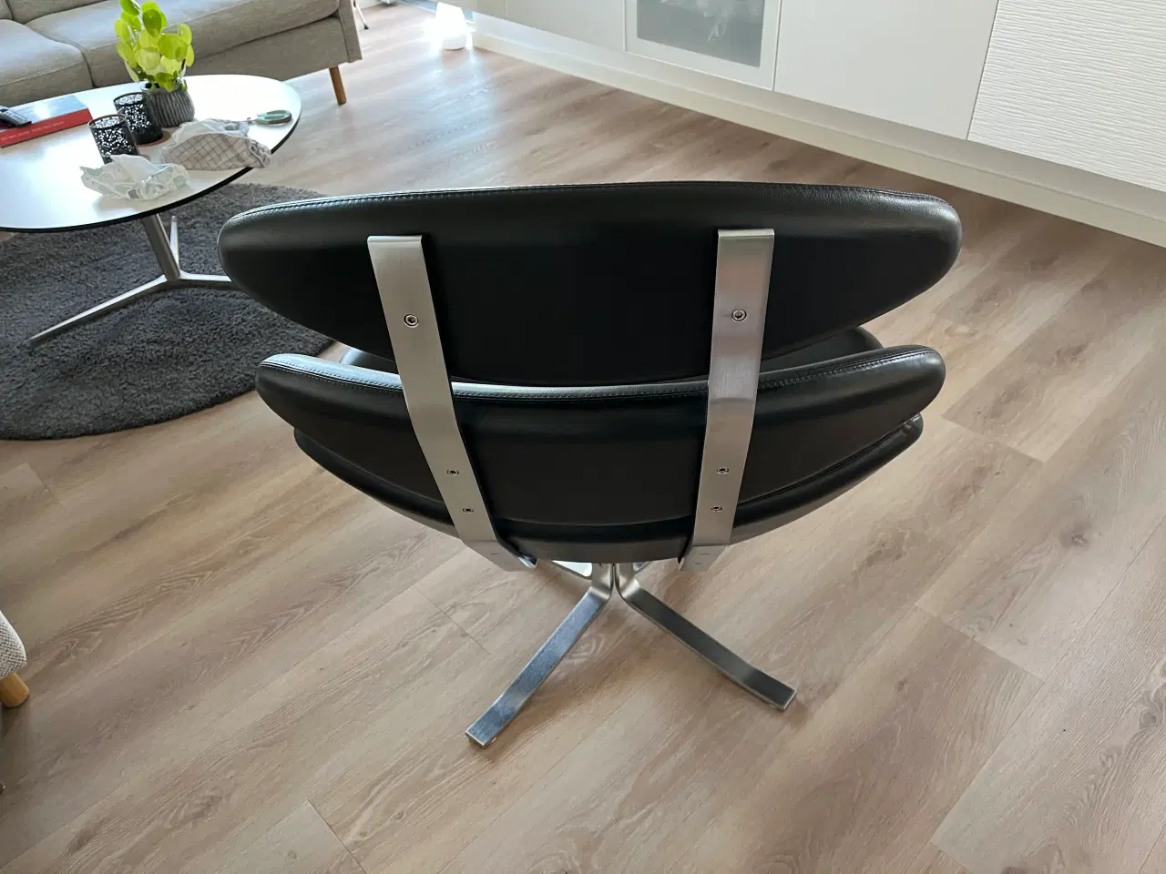 Billede 9 - Poul M. Volther Coronastol i sort omni læder.