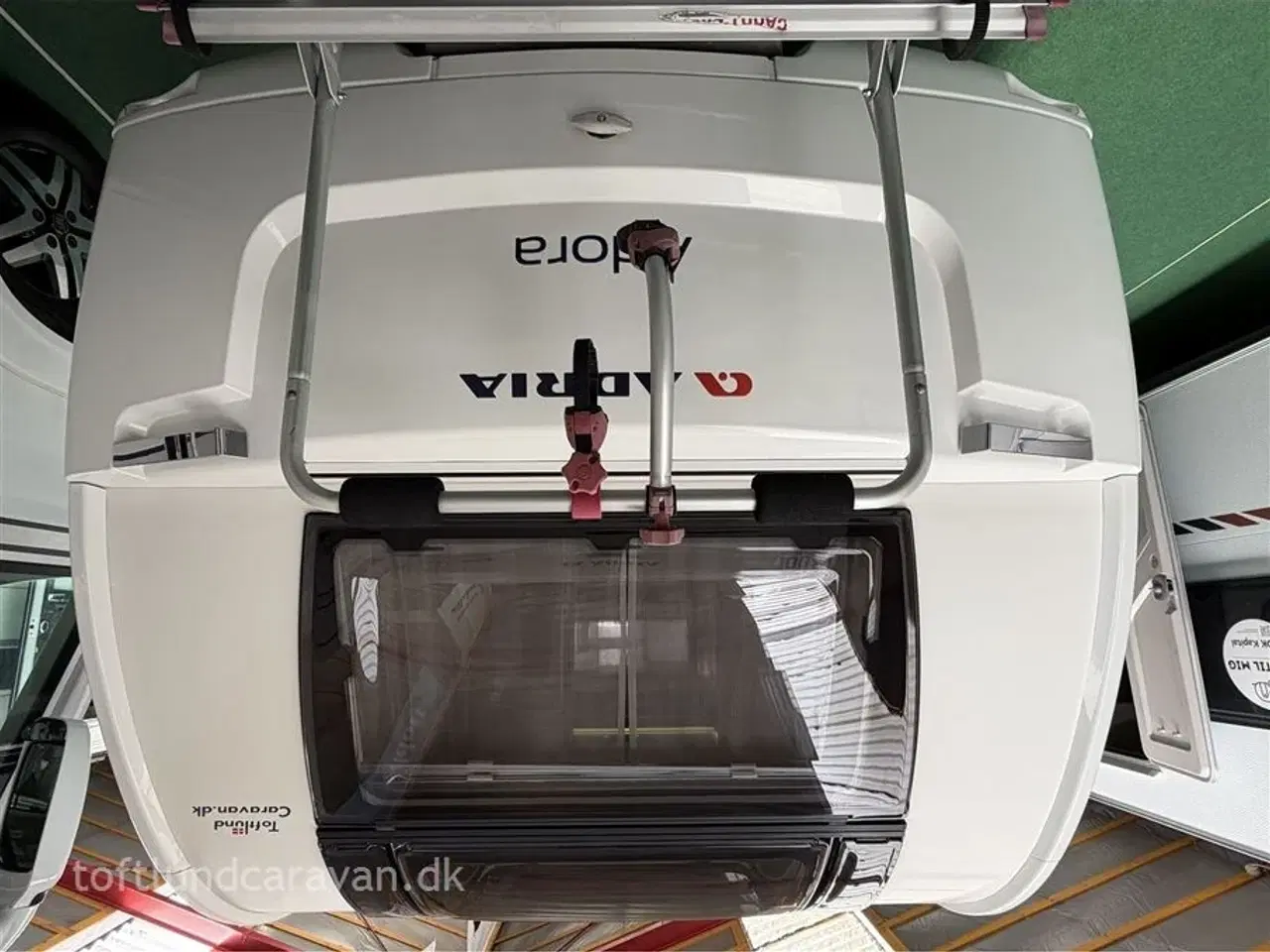 Billede 20 - 2015 - Adria Adora 482 LU   Superflot. Enkeltsenge, m/MOVER+GULVVARME+STORT KØL+ISABELLA FORTELT mv.