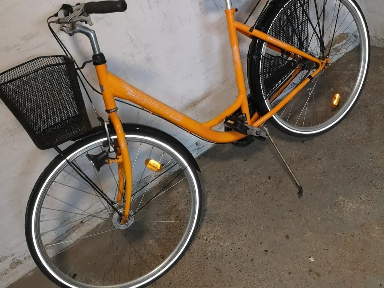 Billede 5 - Yosemite 28" 7 gear som ny , ny dæk.  Den har ståe