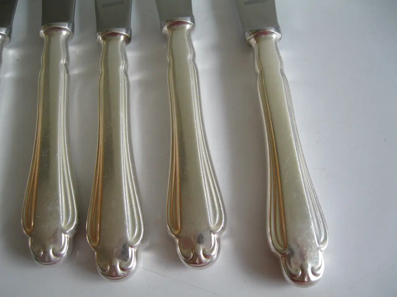 Billede 2 - 6  Wilkens sølvplet knive 22 cm mønsternavn ukendt