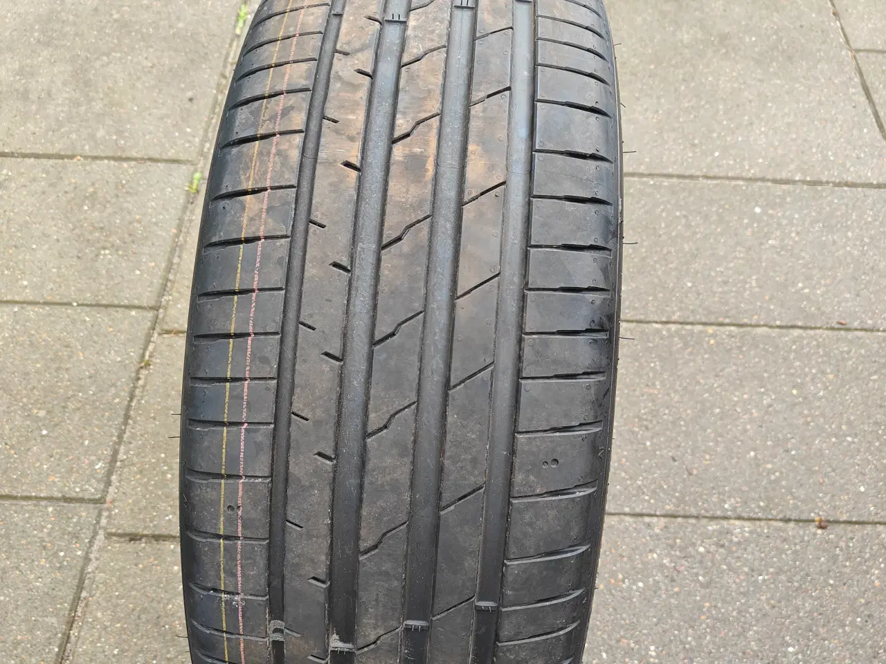 Billede 3 - 4 stk Hankook 235/40R20 96V dæk fra ny Cupra Born