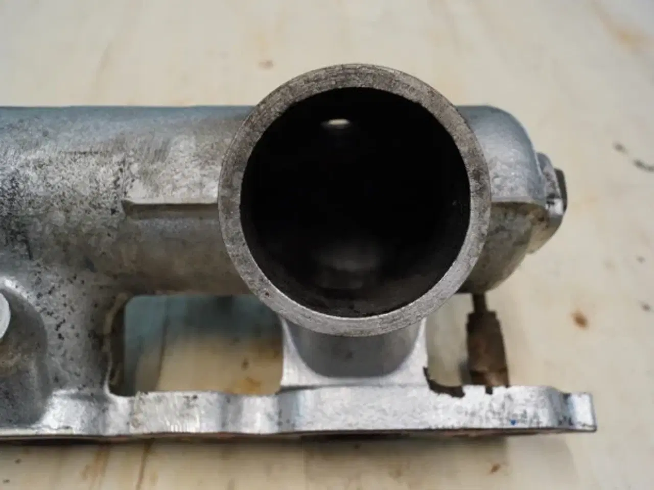 Billede 7 - Ford 7710 Manifold E7NN9425BB