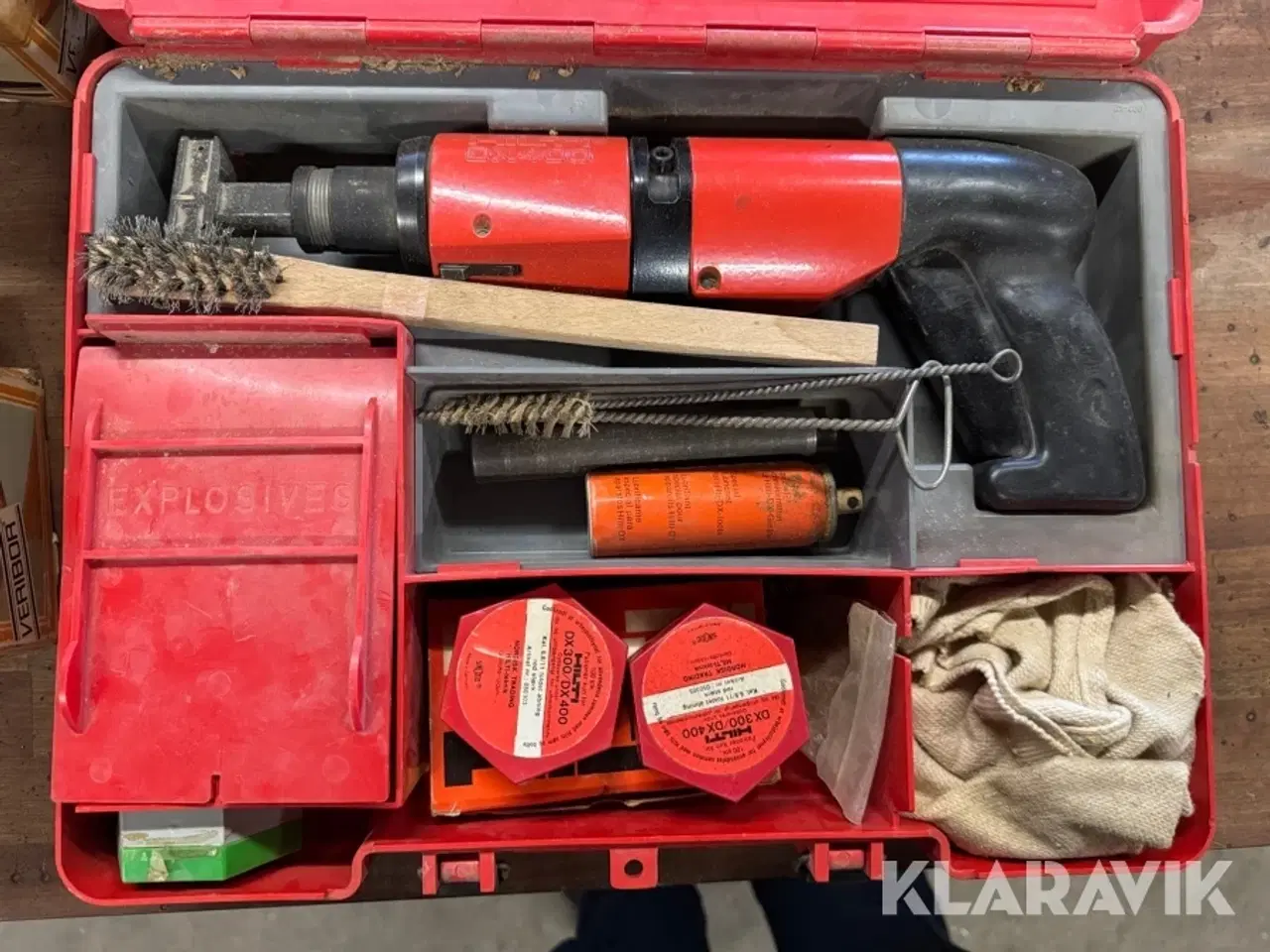 Billede 6 - Krudtdrevet sømpistol HILTO DX 400 B og folie ruller