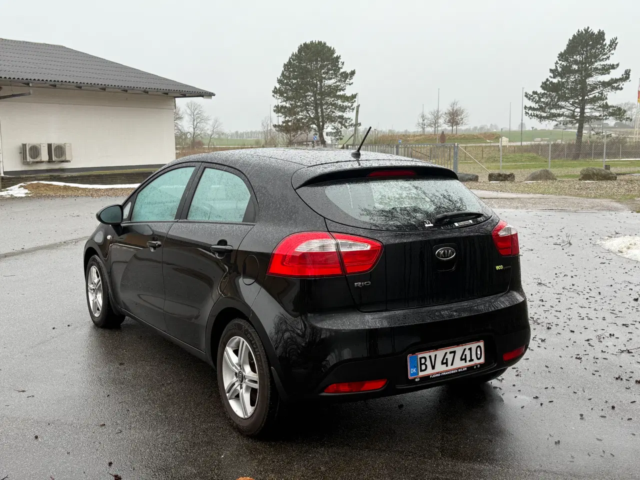 Billede 3 - Billig Kia Rio 8 måneder til syn 