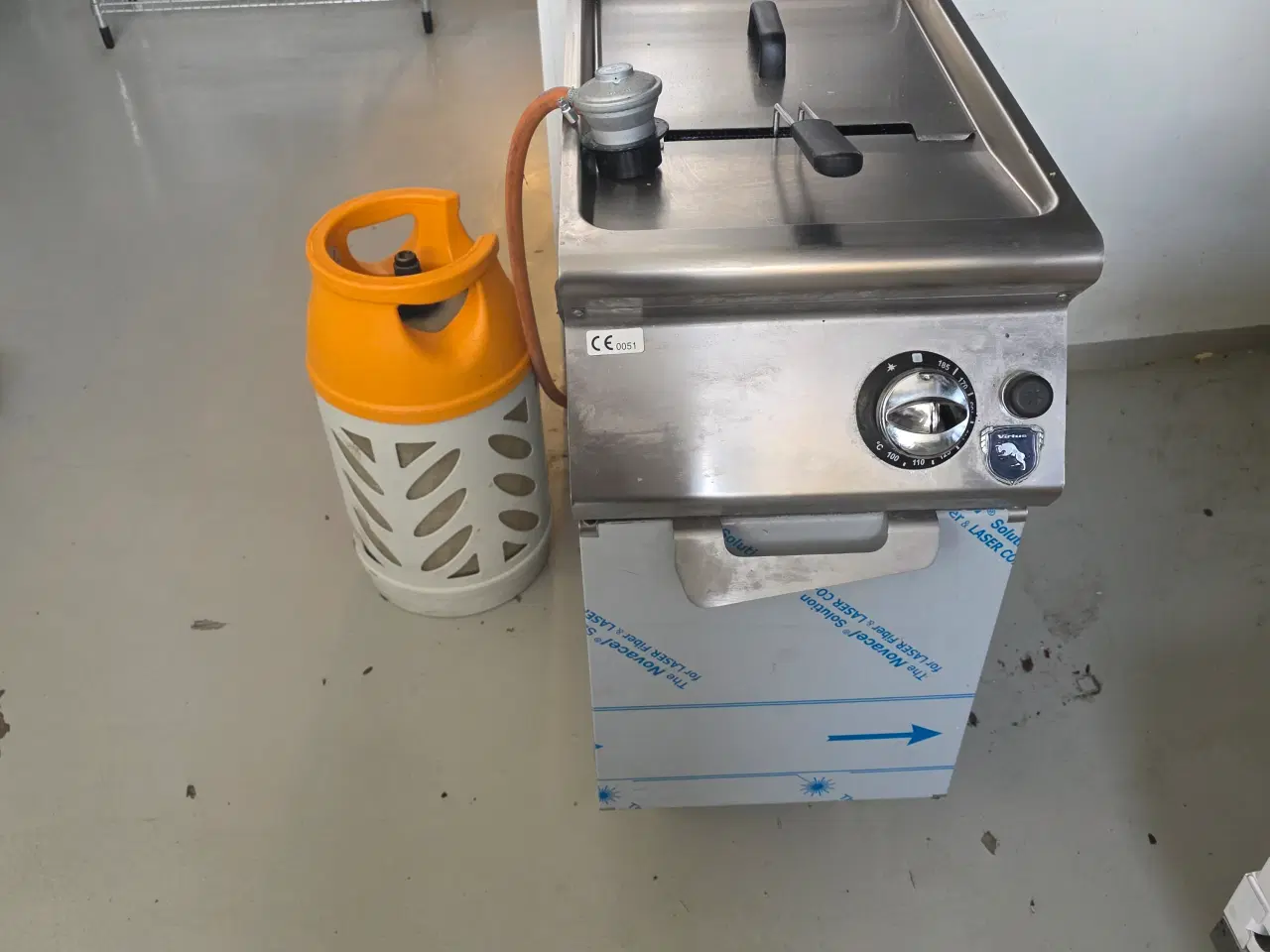 Billede 2 - Friture med gas ca. 13 l