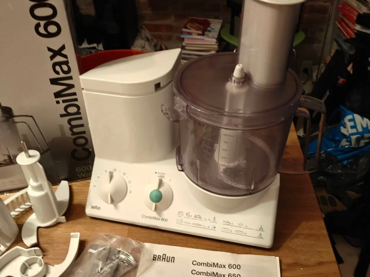 Billede 2 - Braun CombiMax 600 foodprocessor – Komplet sæt i g