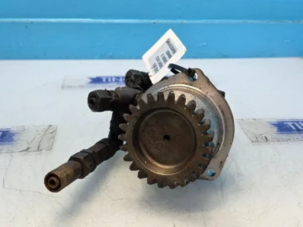 Billede 2 - Iveco Cursor 13 Brændstofpumpe 504040201