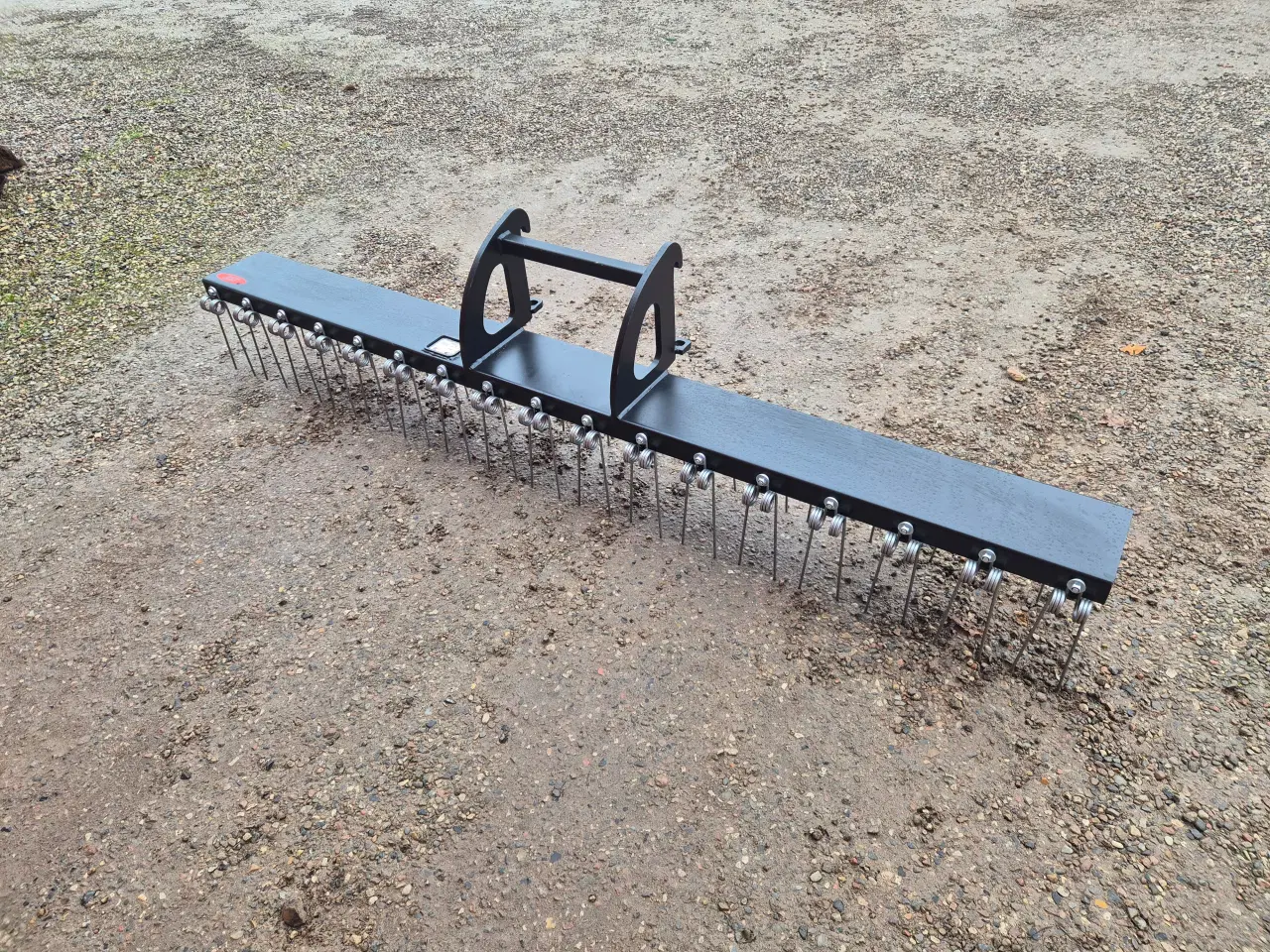 Billede 3 - JST Gårdspladsrive med Avant skifte.