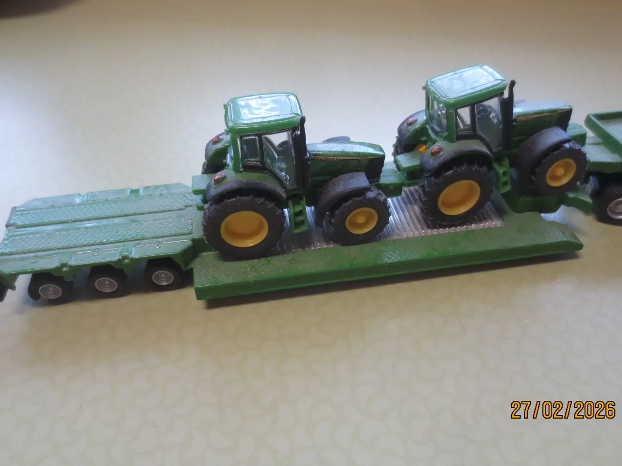 Billede 4 - 1  stk John Deere Blokvogn med John Deere traktor