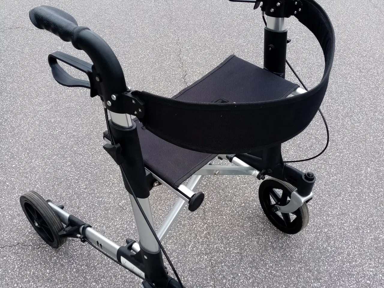 Billede 1 - ROLLATOR Let aluminium 