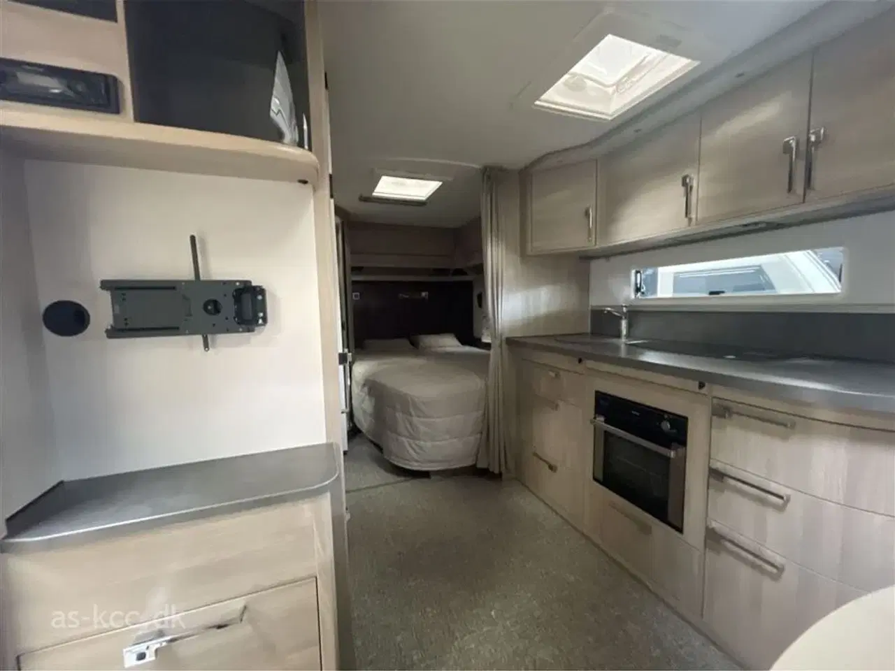 Billede 1 - 2023 - Kabe Smaragd XL/KS Queen Selection   Kabe Smaragd  XL KS Queen Selection